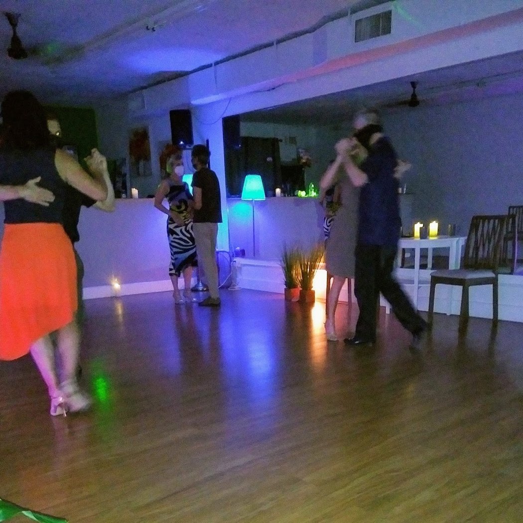 On2 Salsa with Carlos Tellez 1